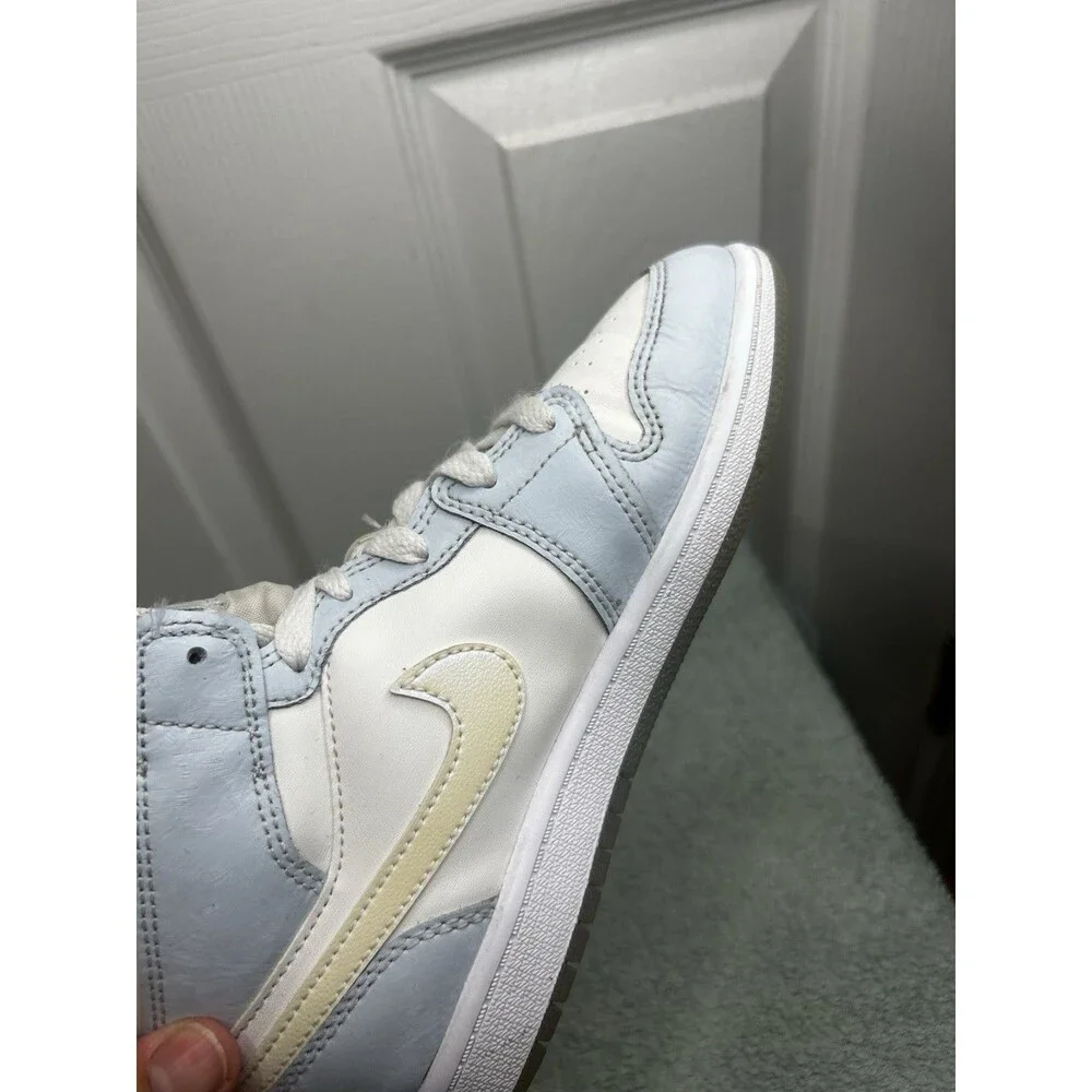 Nike Air Jordan 1 Mid GS White Ice Blue DQ9118-400 Youth Size 3Y Sneakers